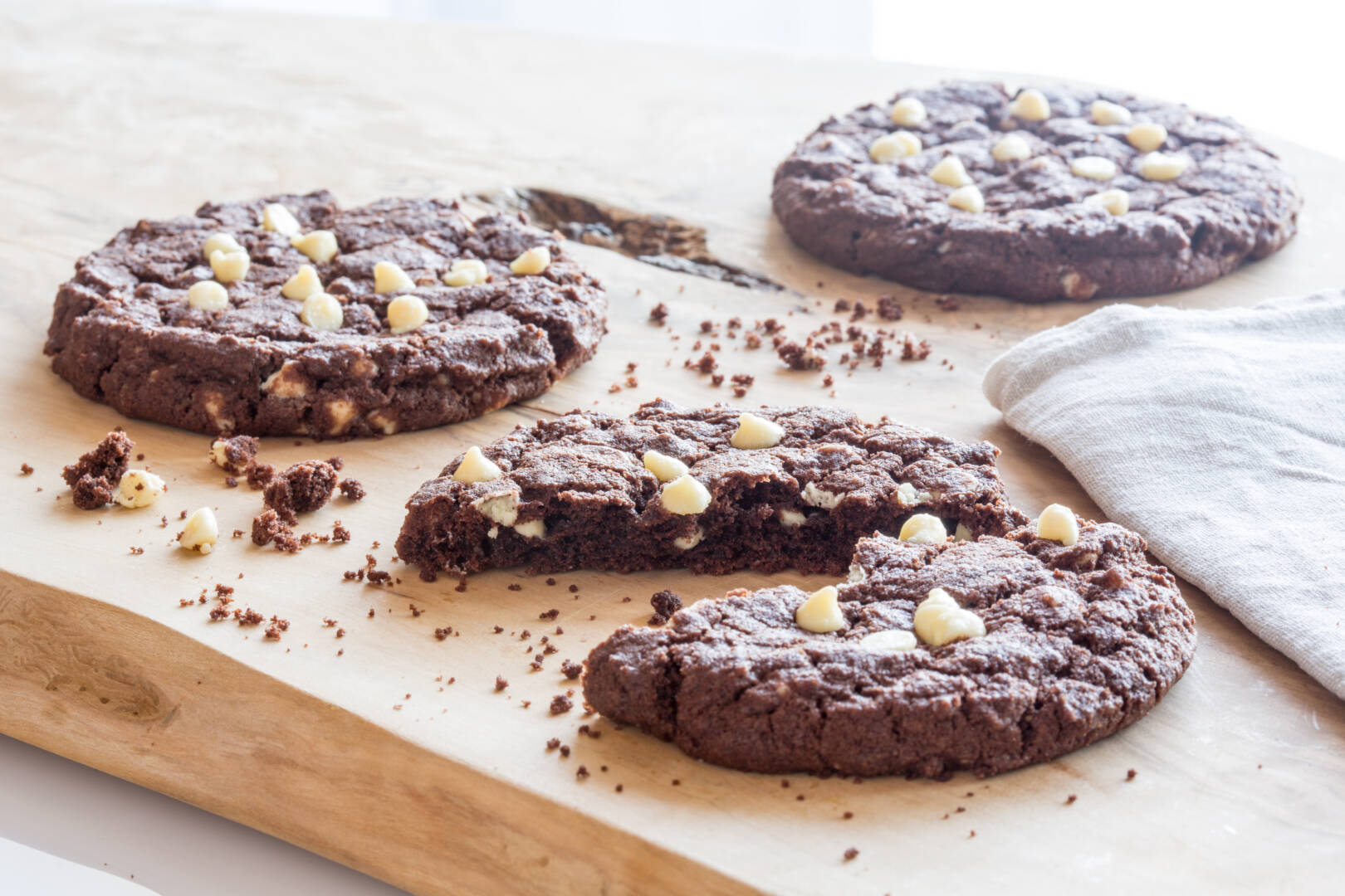 AMERICAN CHOCOLATE COOKIES APPLICATION (1)