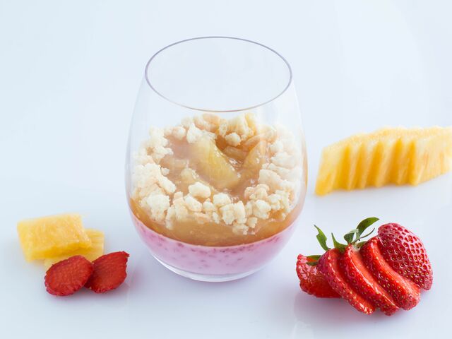 Small-PANNA COTTA FRAGOLA ANANAS CRUMBLE (8)